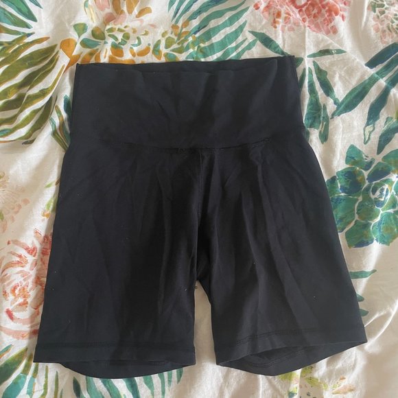 Tna Atmosphere Hi-Rise 7" Short High-waisted bike shorts (Aritzia) - Picture 6 of 7